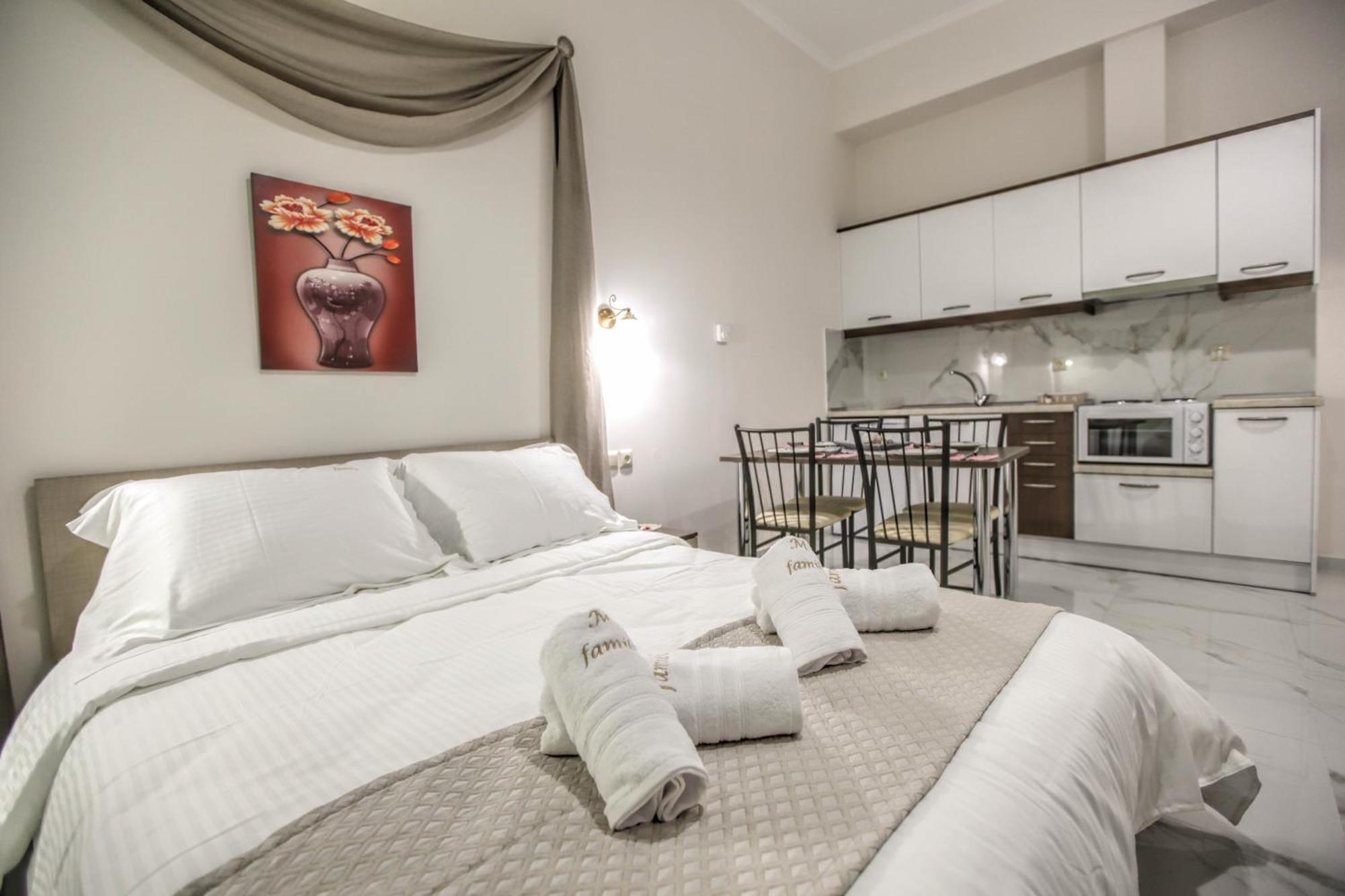 Del Sol #2 Meteora Luxurious Family Suites Kalampaka Exteriör bild