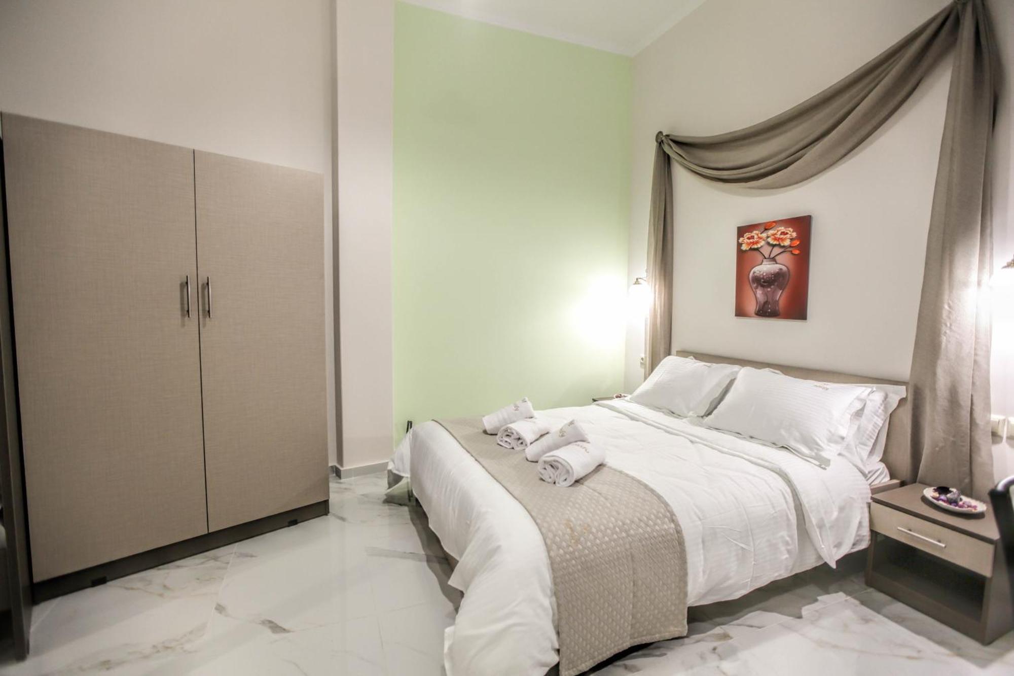 Del Sol #2 Meteora Luxurious Family Suites Kalampaka Exteriör bild